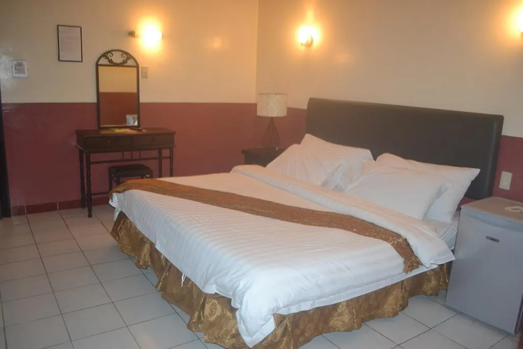 ***  Dm Residente Hotel Inns & Villas Angeles Philippines