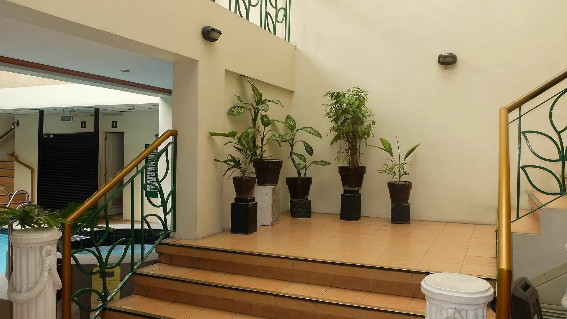 Dm Residente Hotel Inns & Villas Angeles 3*,  Philippines