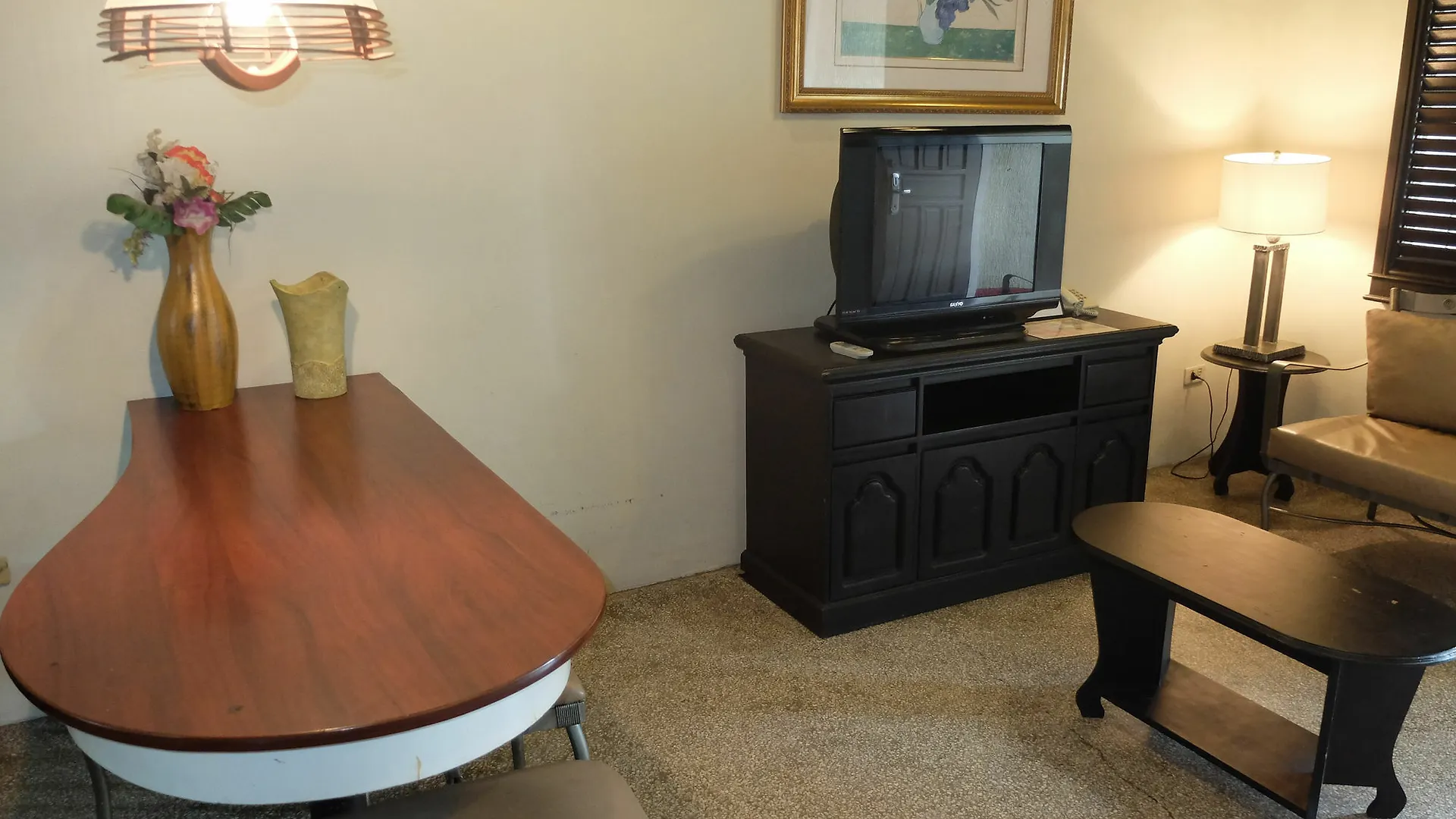 Dm Residente Hotel Inns & Villas Angeles