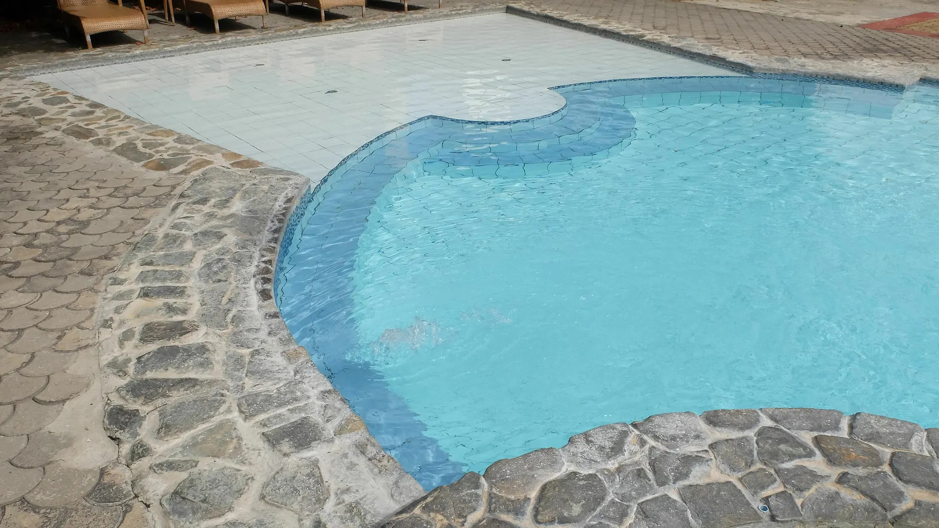***  Dm Residente Hotel Inns & Villas Angeles Philippines