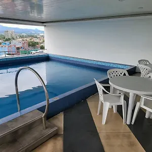 Apartment Kandi Big 1 Bedroom King Bed, Free Housekeeping, Wi-fi